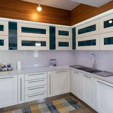 Comfort Alpha Apartment *